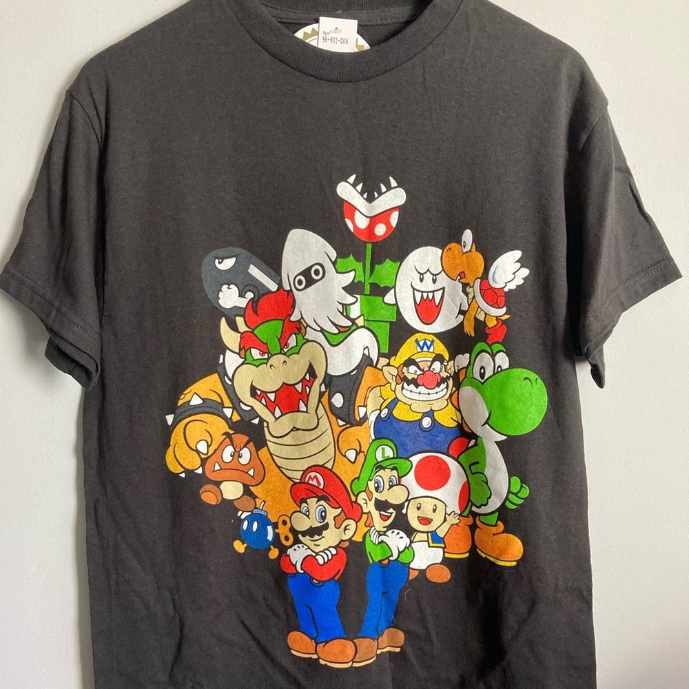 Brand New With Tags Super Mario Bros. & Friends T
